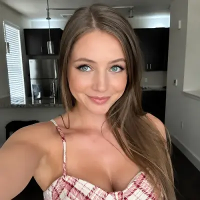 Potret Brookeblond