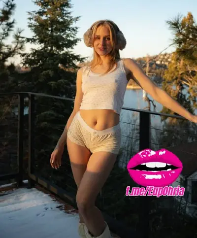 Potret Caroline Zalog